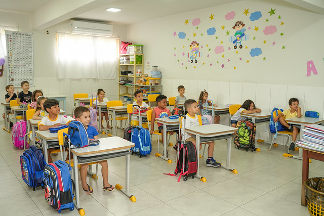 Mais de 9 mil alunos retornam às aulas na rede municipal de Catalão