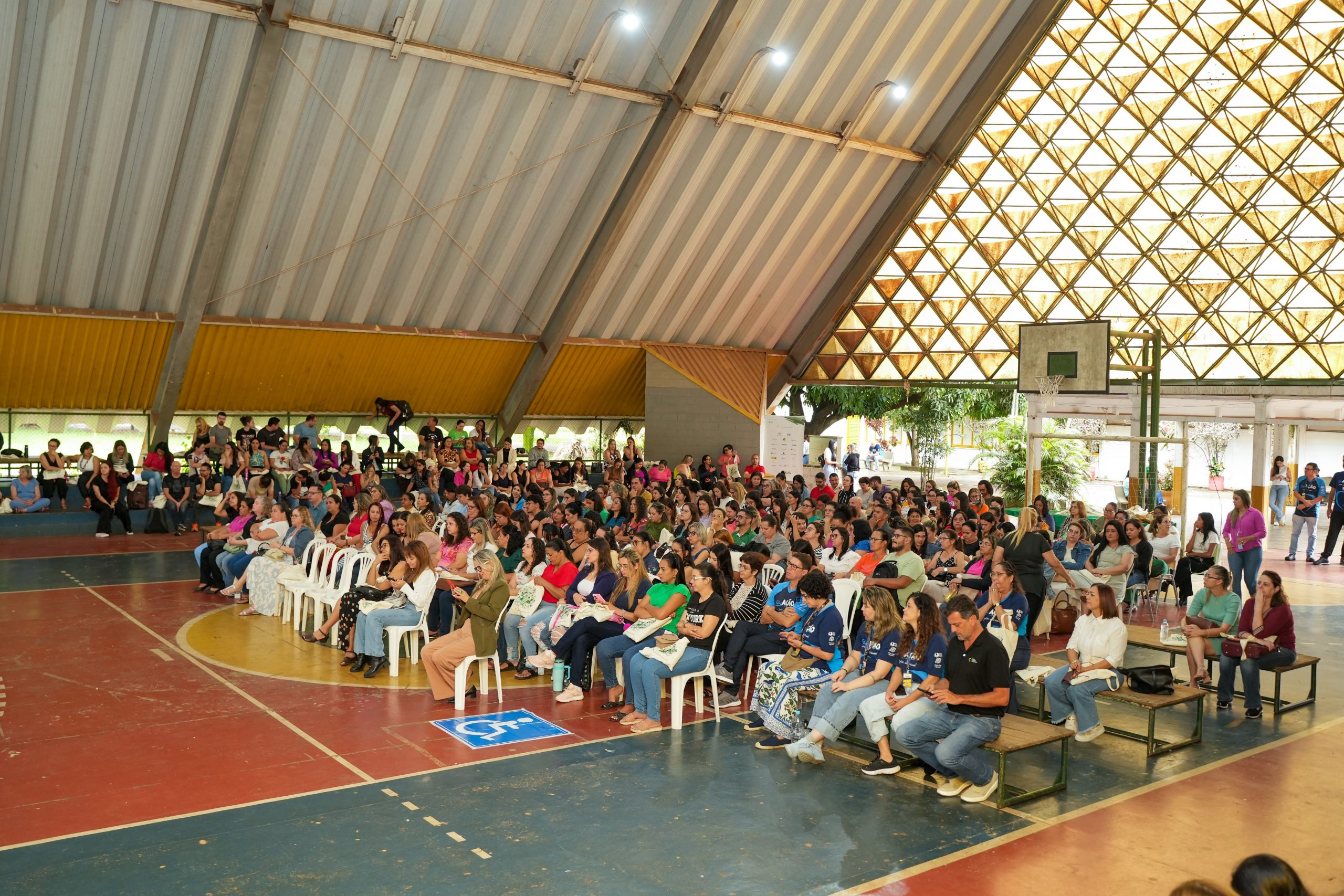 Catalão recebe evento de formação pedagógica com foco em arte, cultura e incentivo à leitura