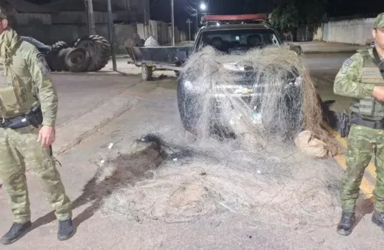 Polícia Ambiental apreende 2,8 km de redes de pesca ilegal no Rio São Marcos