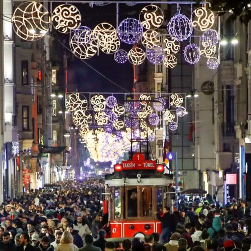 Mais de 70 pessoas morrem na Turquia por consumo de bebida alcoólica adulterada