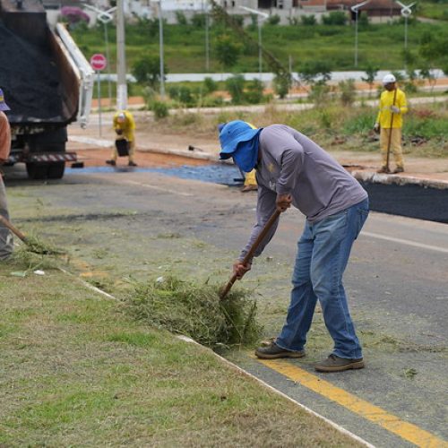 Limpeza urbana e Operação Tapa-Buracos avançam em Catalão